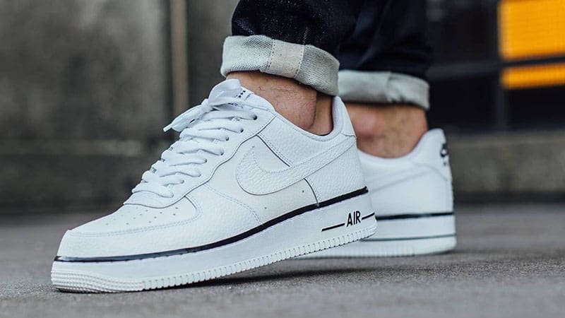 Белые кеды Nike Air Force 1